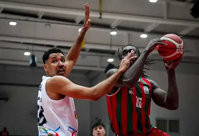Aliağa Petkimspor, Karşıyaka'yı 83-82'yle Geçti!