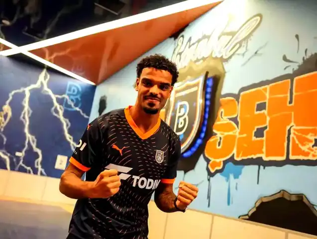 Başakşehir'in Yeni Transferi Operi Sakatlandı!