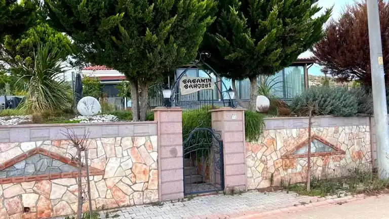 Bozcaada Villası 15 Milyon TL'ye Satıldı! Dolandırıcılık İddiası