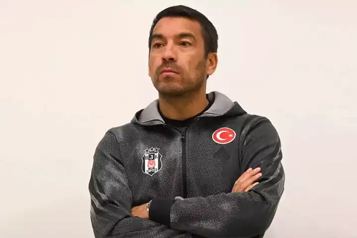 Van Bronckhorst: Feyenoord'a Dönüş Yok!