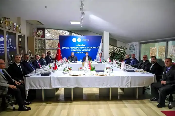 Güreş Federasyonu Yeni Yönetimiyle Yola Çıktı