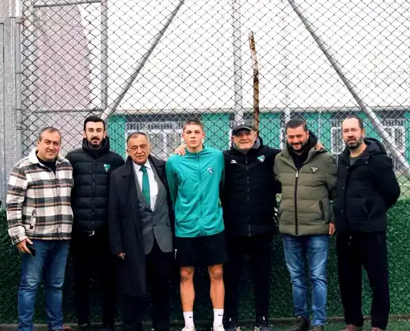 Kocaelispor, Genç Yıldıza İmza Attırdı!