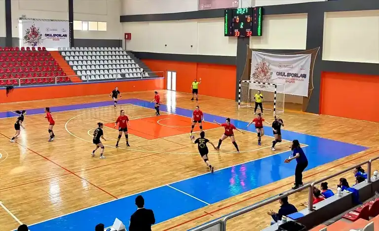 Kırşehir Belediyespor, İzmir'i Mağlup Etti!