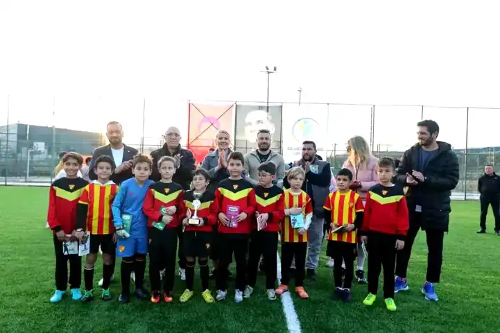 Merkezefendi'de Sömestr Futbol Turnuvası Sonuçlandı