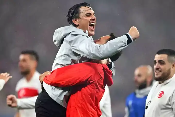 Montella, Dünyanın En İyi 10 Teknik Direktörü Arasında!