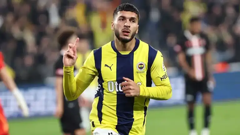 Oğuz Aydın: İspanya'da Gündem Oldu!