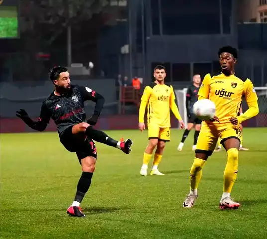 Pendikspor-İstanbulspor Maçı 1-1 Berabere Bitti