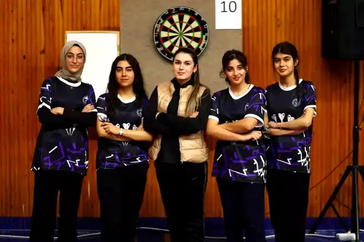 Tercan Anadolu Lisesi Kız Dart Takımı Bölge Şampiyonu!
